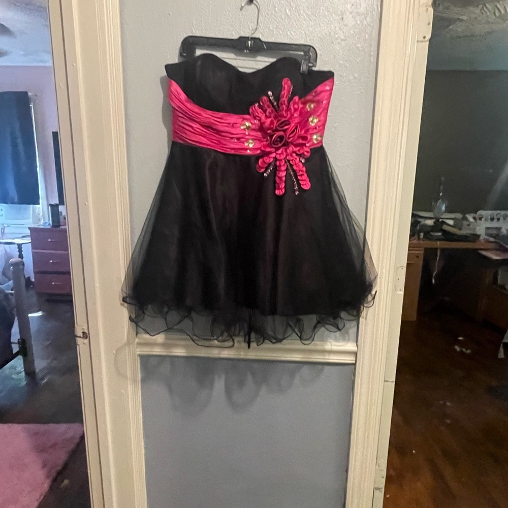 Gorgeous dress!!